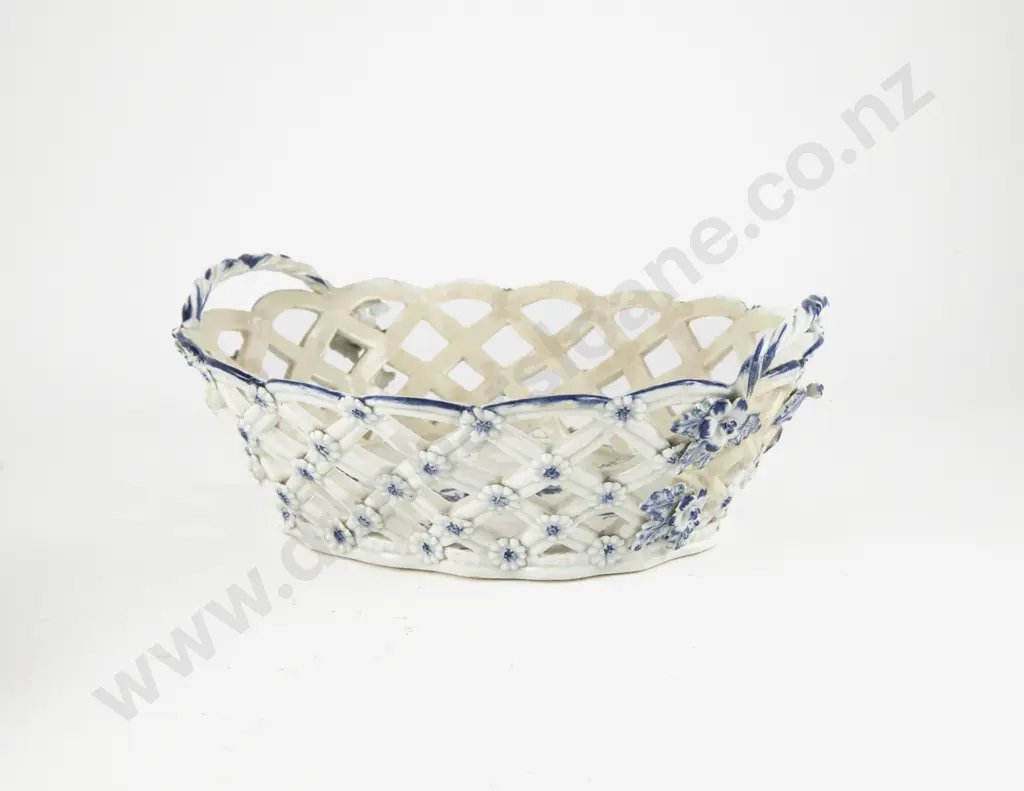 Three First Period Worcester Porcelain Baskets Image 1++