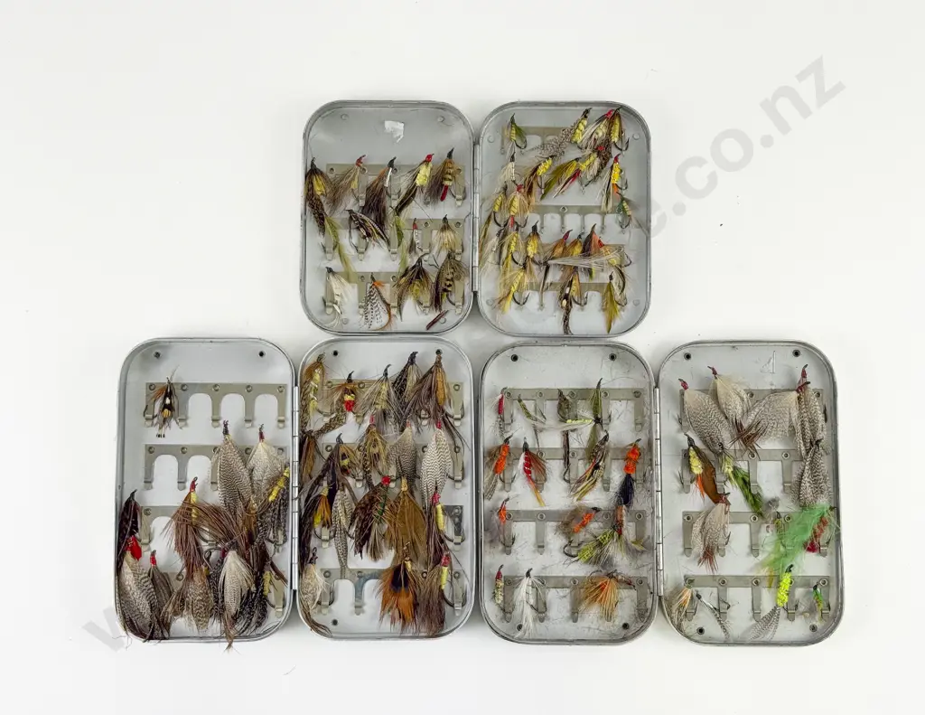 Three Vintage Wheatley Silmalloy Fly Tins Image 1++