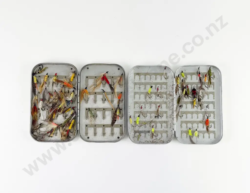 Two Vintage Wheatley Silmalloy Fly Tins & Flies Image 1++