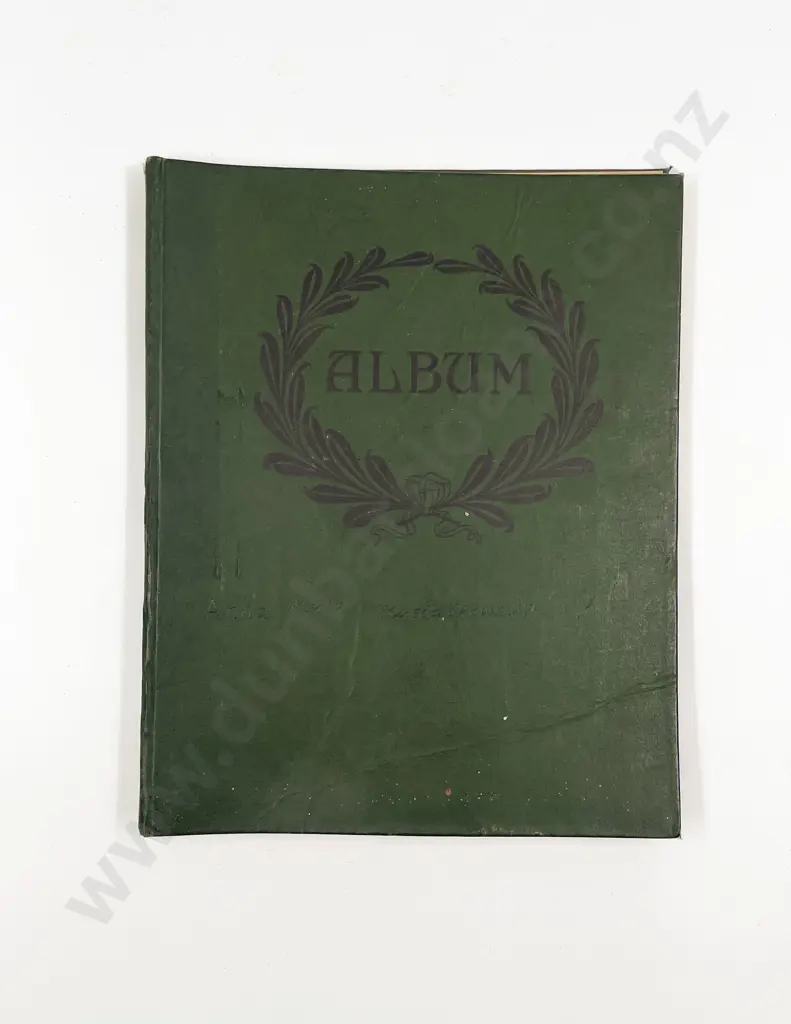 Early Colonial Album of Pressed NZ Ferns Image 1++