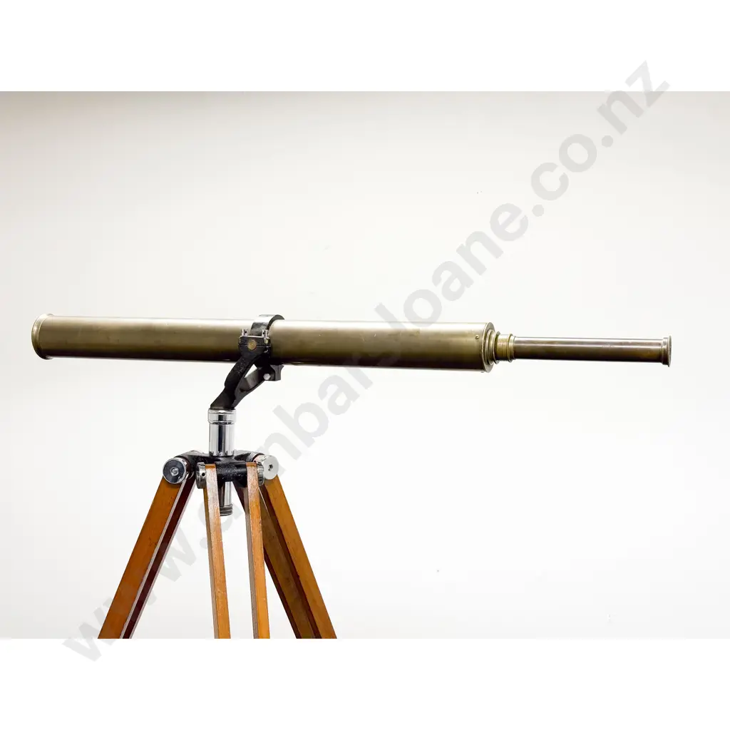 A Victorian All Brass Telescope Image 1++