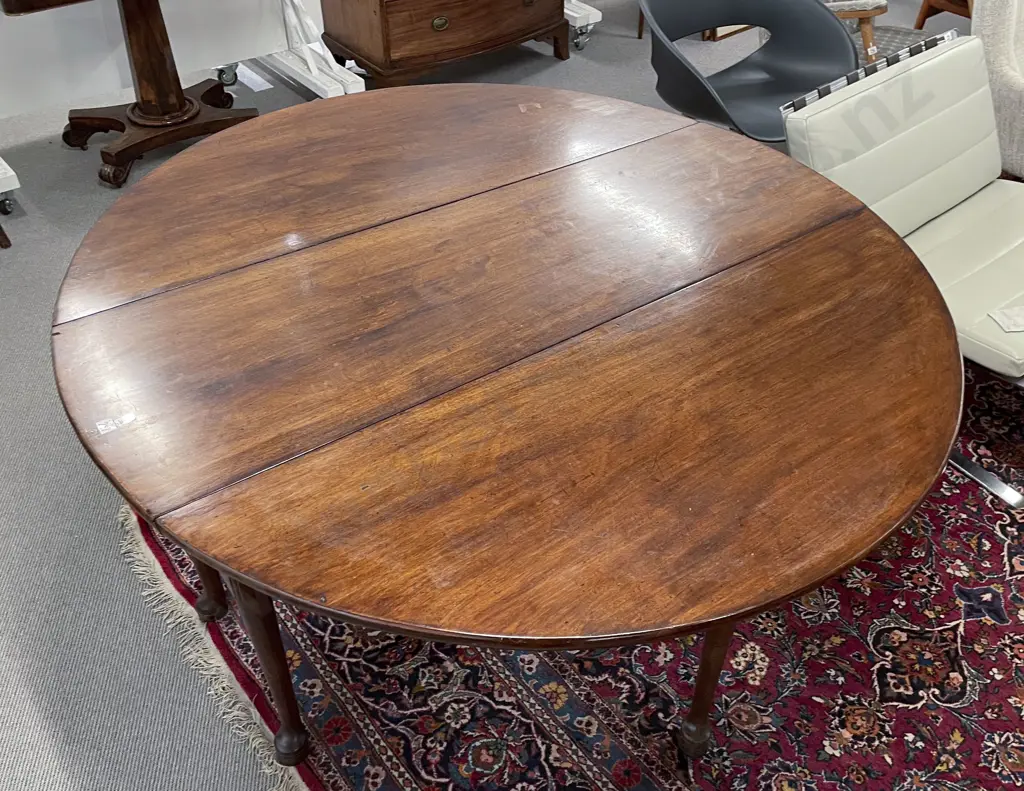 Geo III Mahogany Oval Gate Leg Dining Table Image 1++