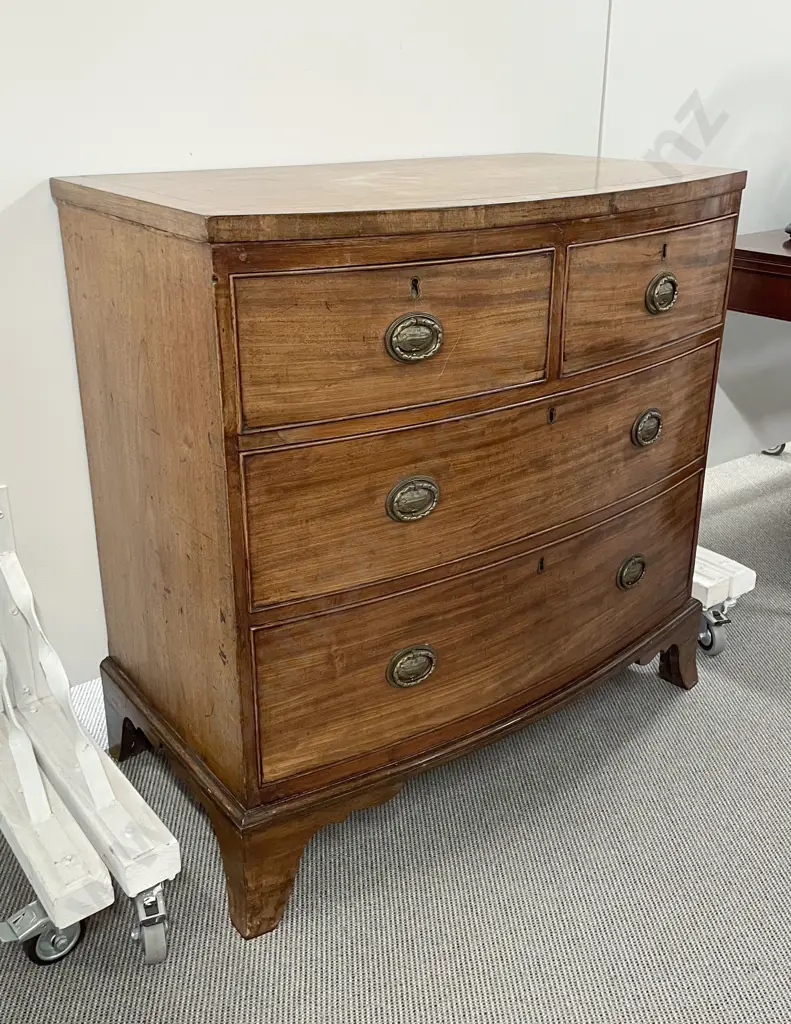 Regency Mahogany Bow Front Chest Image 1++