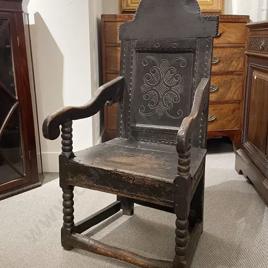 C17th Oak Wainscott Chair