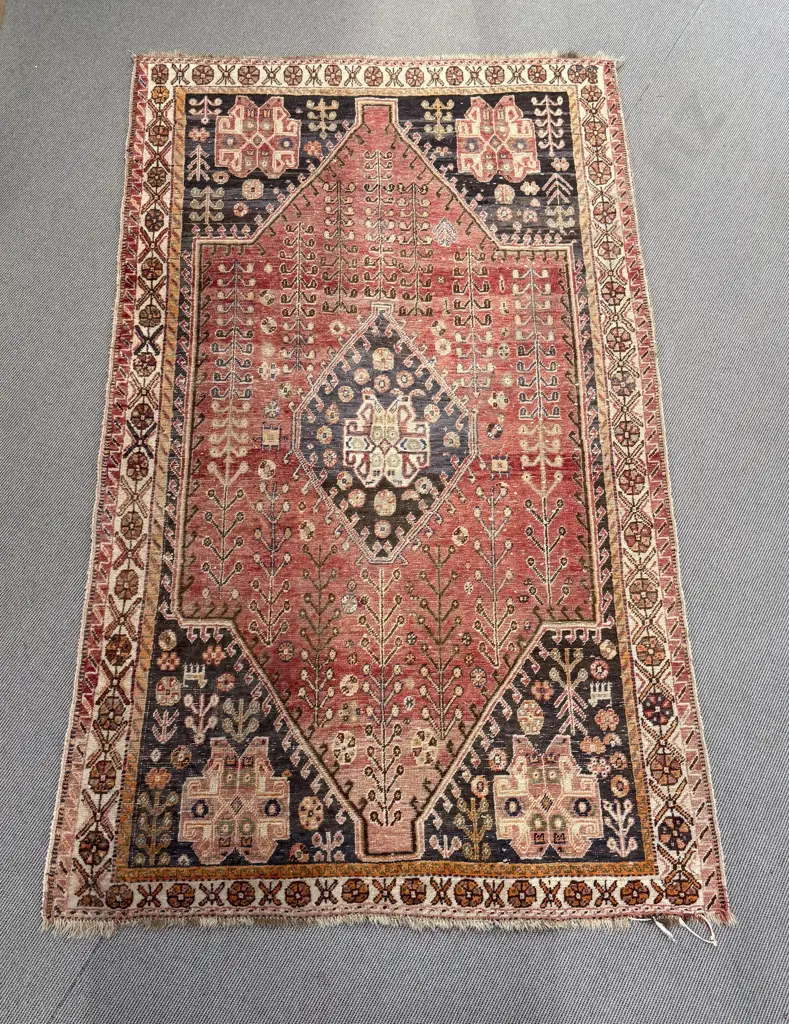 Persian Floor Rug Image 1++