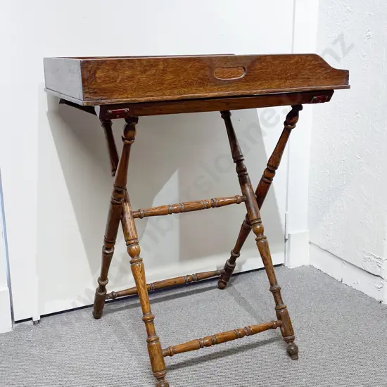 Vict Oak Butlers Tray on Stand