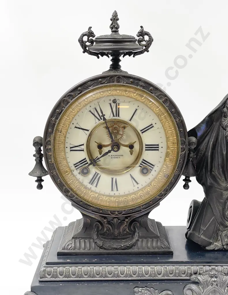 Victorian Spelter Figural Mantel Clock Image 1++