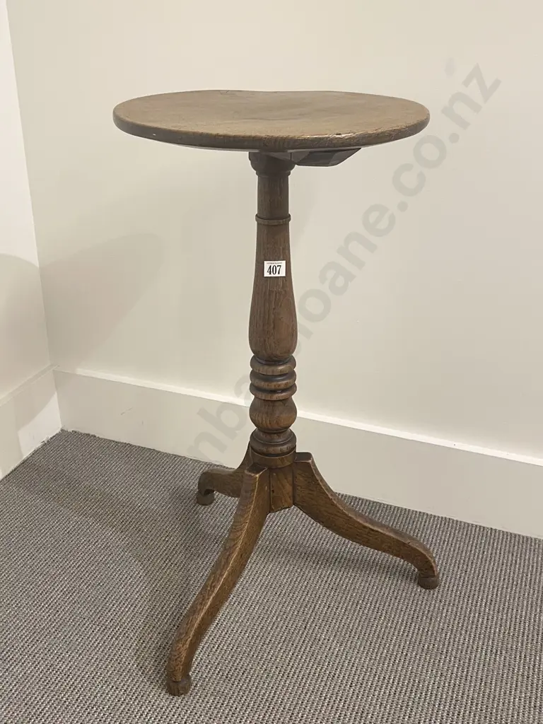Geo III Oak Circular Wine Table Image 1++