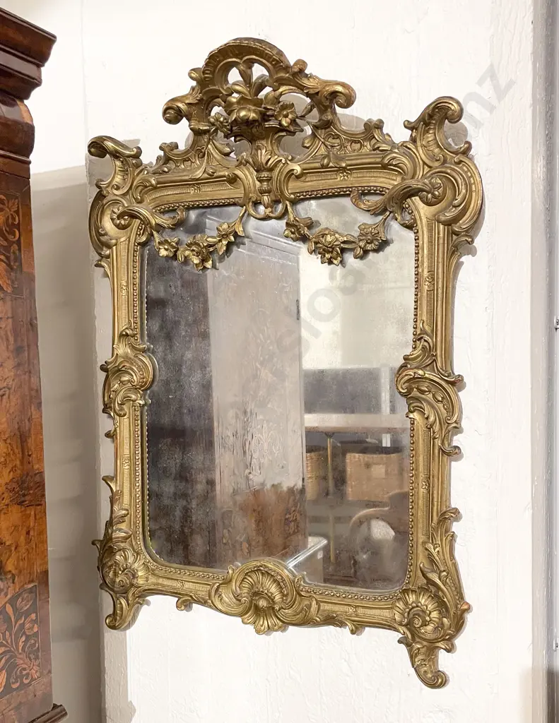 An Attractive Late C18th Gilt Framed Wall Mirror Image 1++