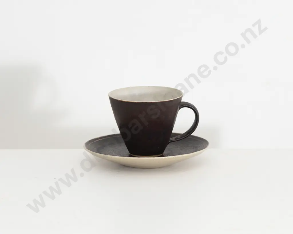 Dame Lucie Rie & Hans Coper Stoneware Teacup & Saucer Image 1++