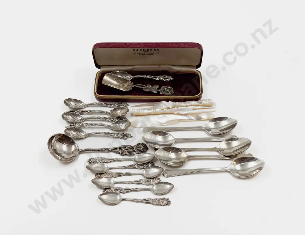 11 S/S Spoons Approx. 104 grams with S/P and MOP Image 1++