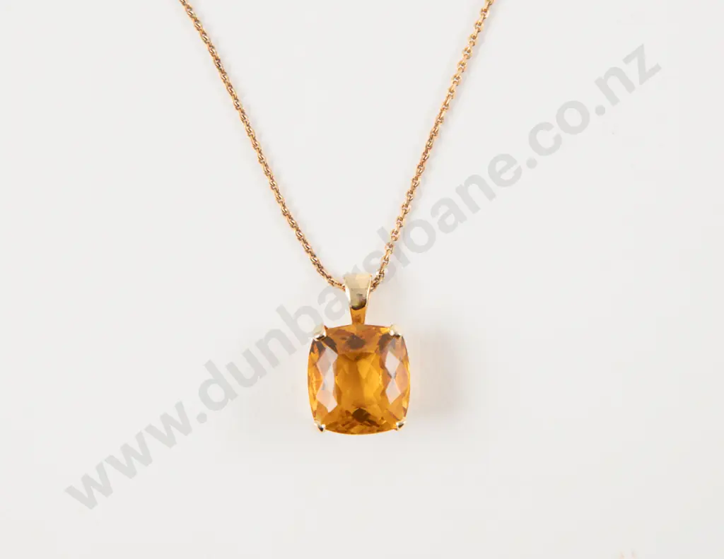 9ct Mounted Citrine Pendant Image 1++