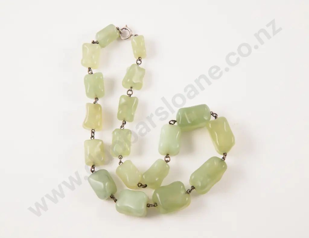 Single Strand Beaded Chrysoprase Necklace Image 1++