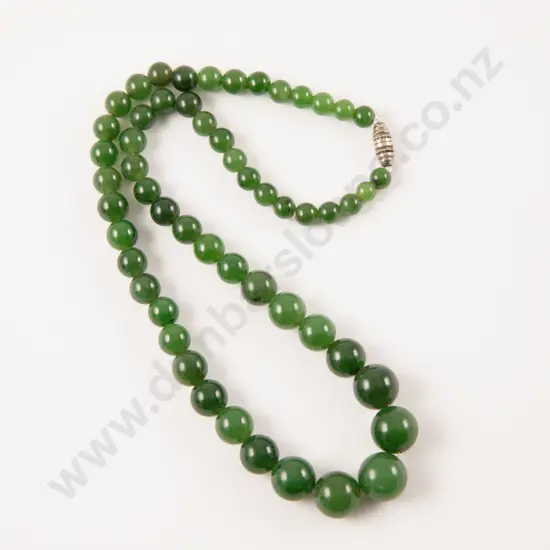 Single Strand Graduated Greenstone Bead Necklace