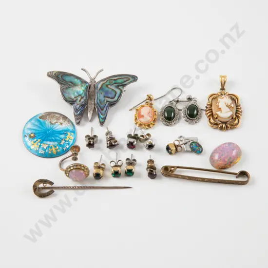 Victorian 9ct Lucky Horse Shoe Pin with Collection of Assorted Jewellery