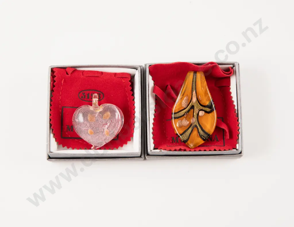 Two Murano Glass Made in Italy Pendants Image 1++