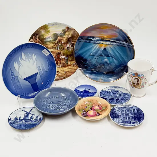 Small Qty of Assorted China Incl. B&G and Royal Albert