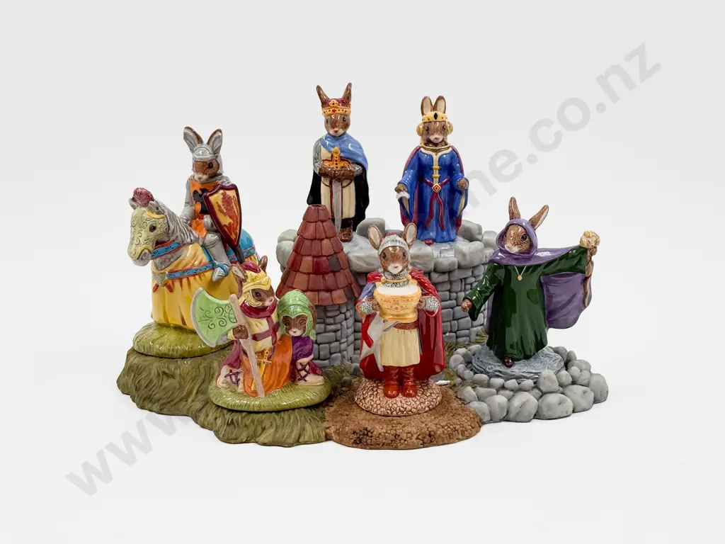 RD Bunnykins "The Arthurian Legends Collection" Image 1++