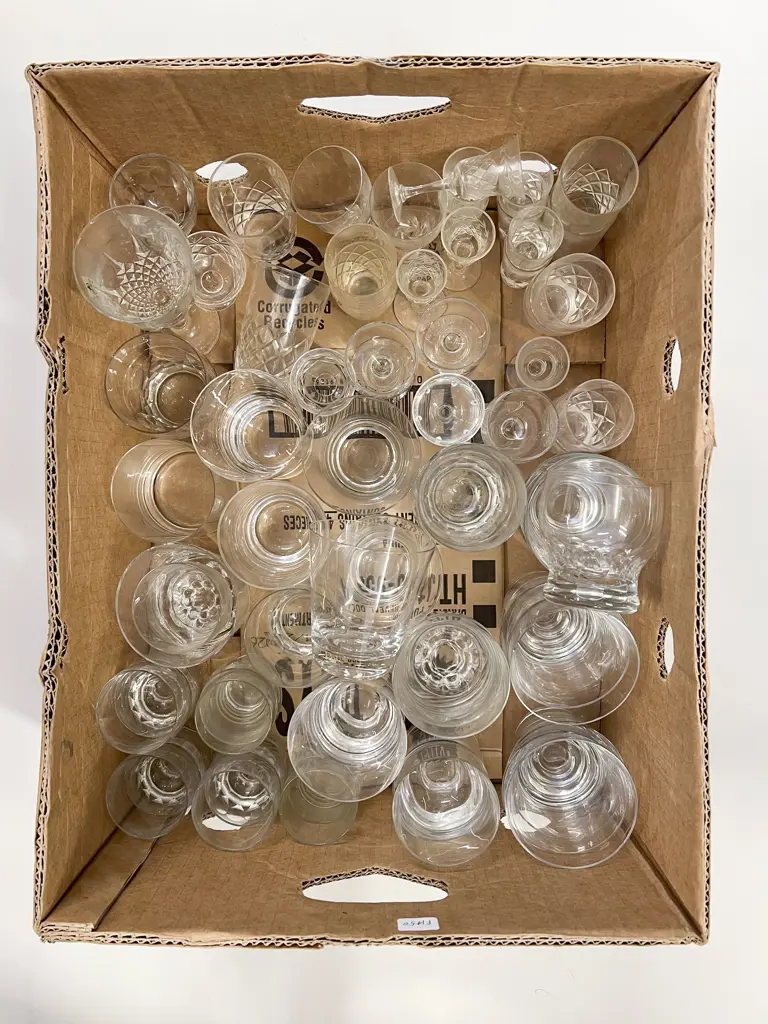 Box of Assorted Crystal and Glassware Image 1++