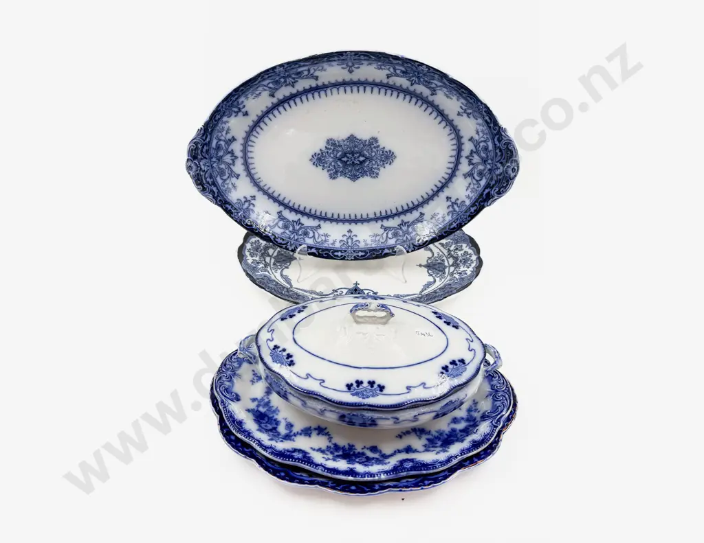 Quantity of Assorted Blue & White Ashets together with Tureen Image 1++