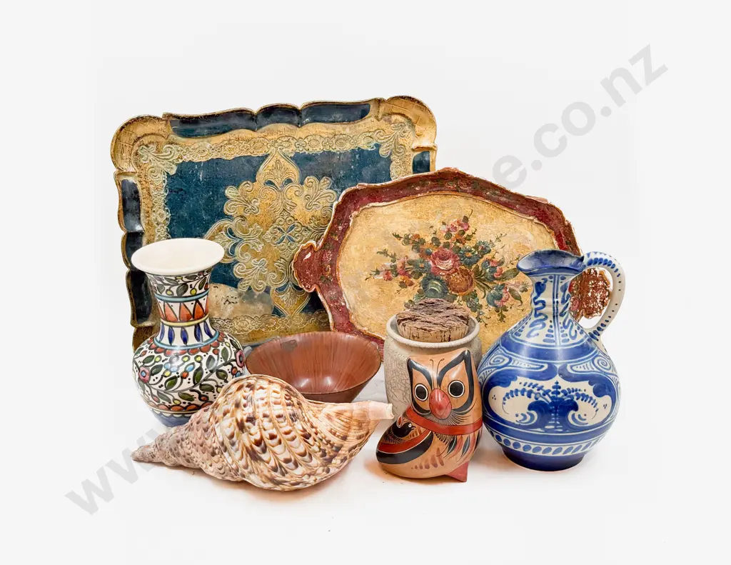 Gouda Ewer together with Decorative Trays etc Image 1++