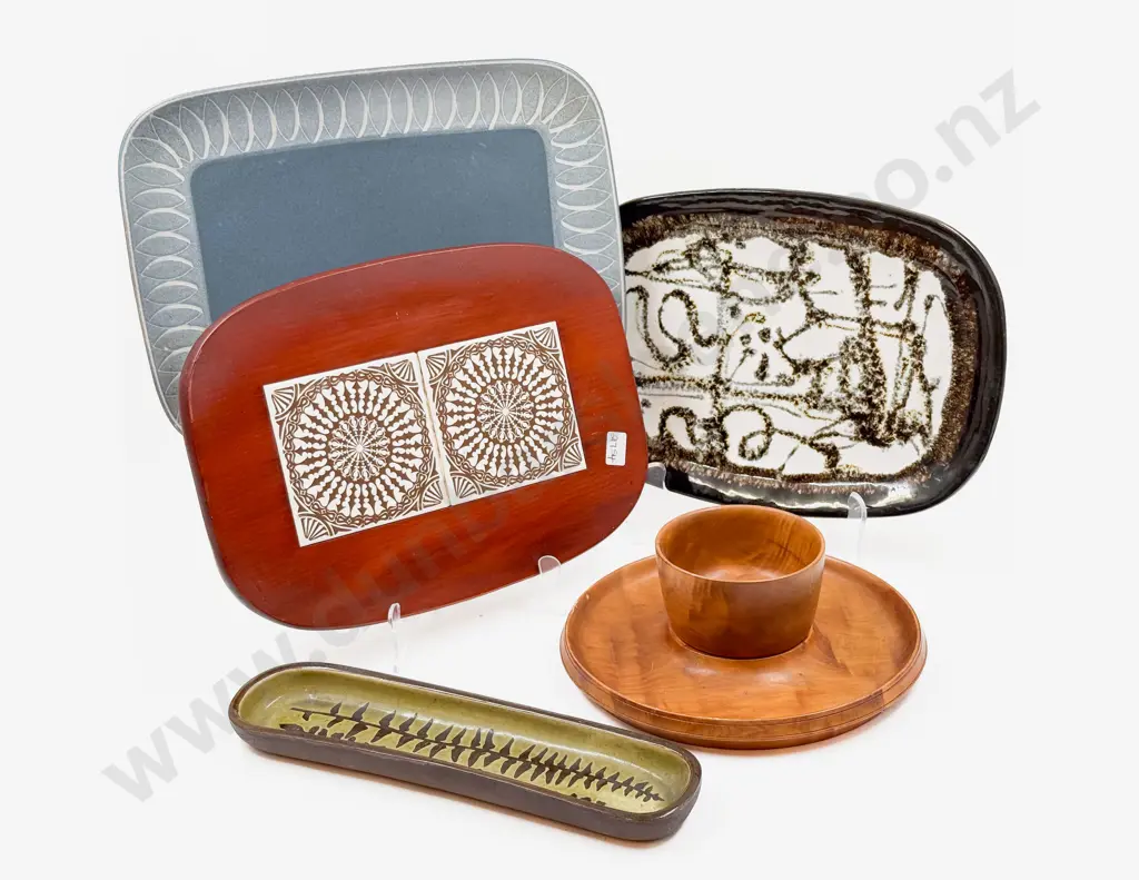 Dorothy Ewitt Oblong Pottery Dish together with Assorted Serving Ware Image 1++