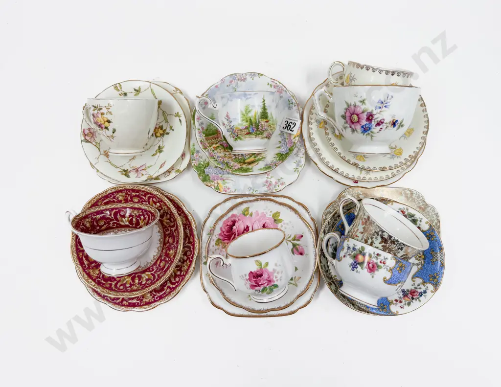 Quantity of Assorted Fancy Tea China incl Aynsley & Royal Albert Image 1++