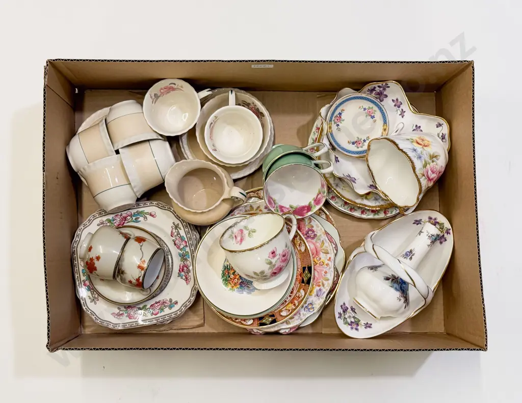 Box Quantity of Assorted Fancy China Image 1++