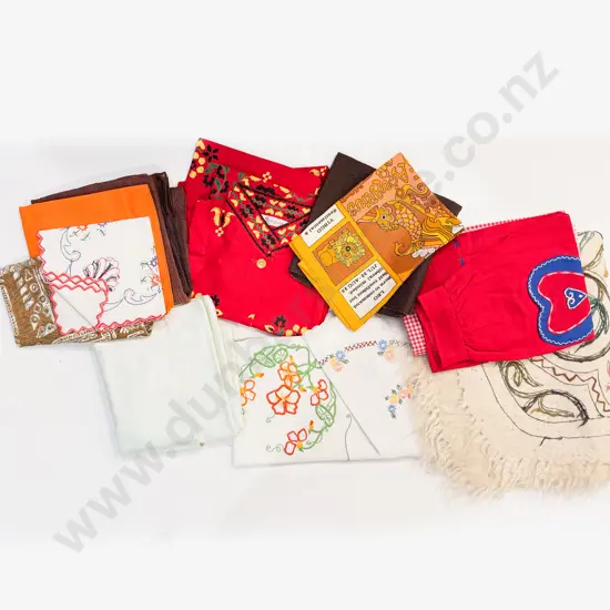Quantity of Assorted Table Linen etc