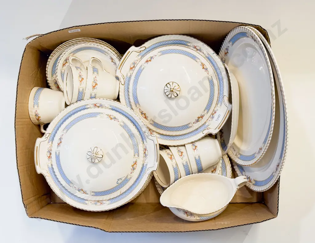Johnson Bros Part Dinnerset Image 1++