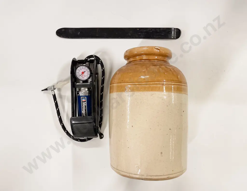 Stoneware Crock together with Others Image 1++