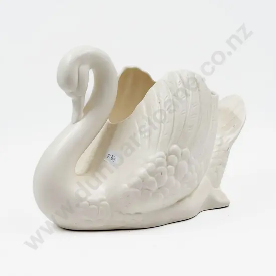 Crown Lynn Large Swan No. 170