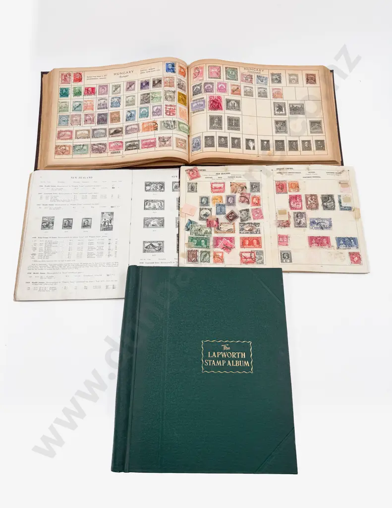 Vintage Unused Loose Page Stamp Album with Two Vintage Albums (few stamps) and catalogue Image 1++