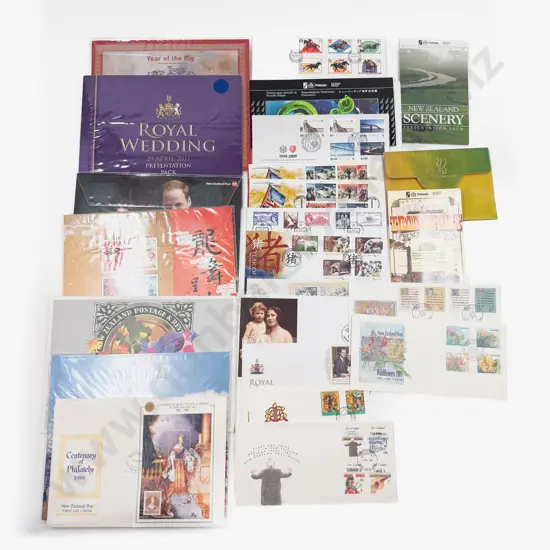 Small Bundle NZ FDC's and Presentation Packs with 3D Postcards