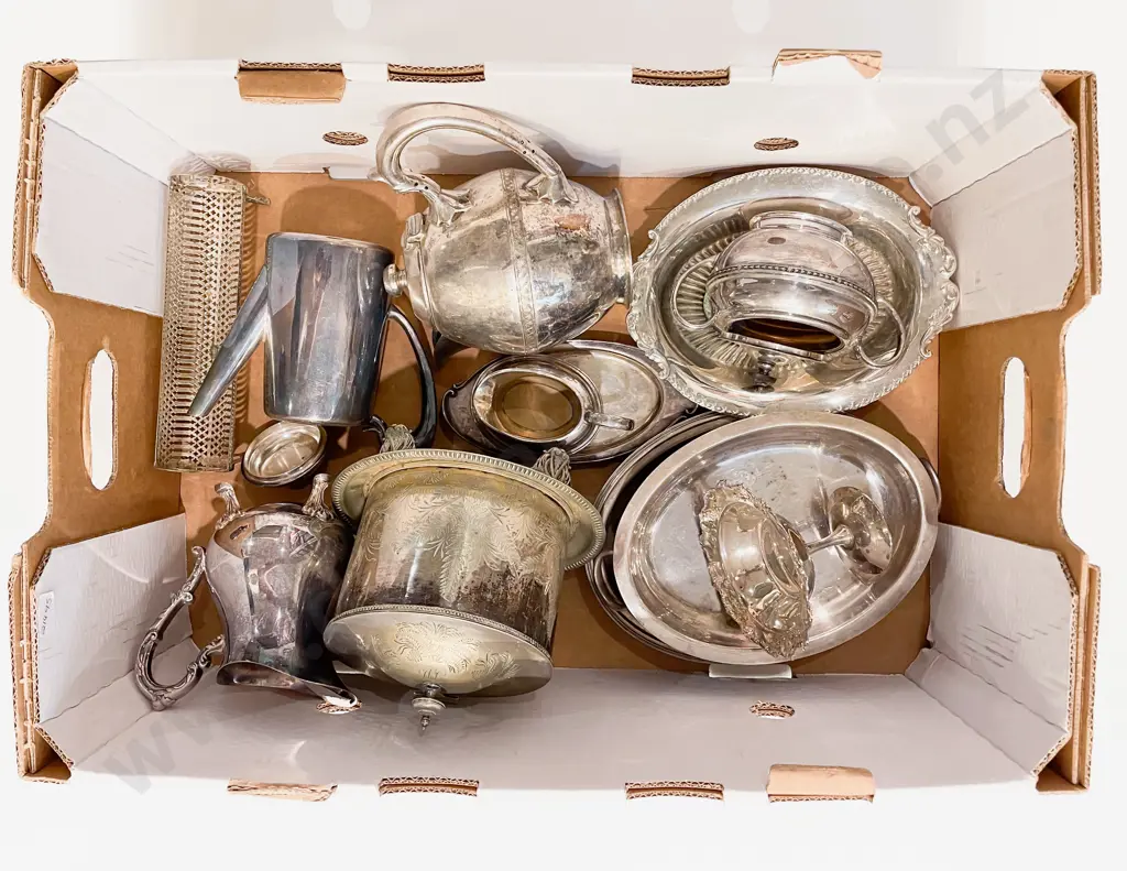 Box of Assorted S/P Image 1++