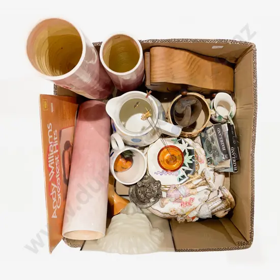 Box Quantity of Assorted Decorative Homeware & Ceramics