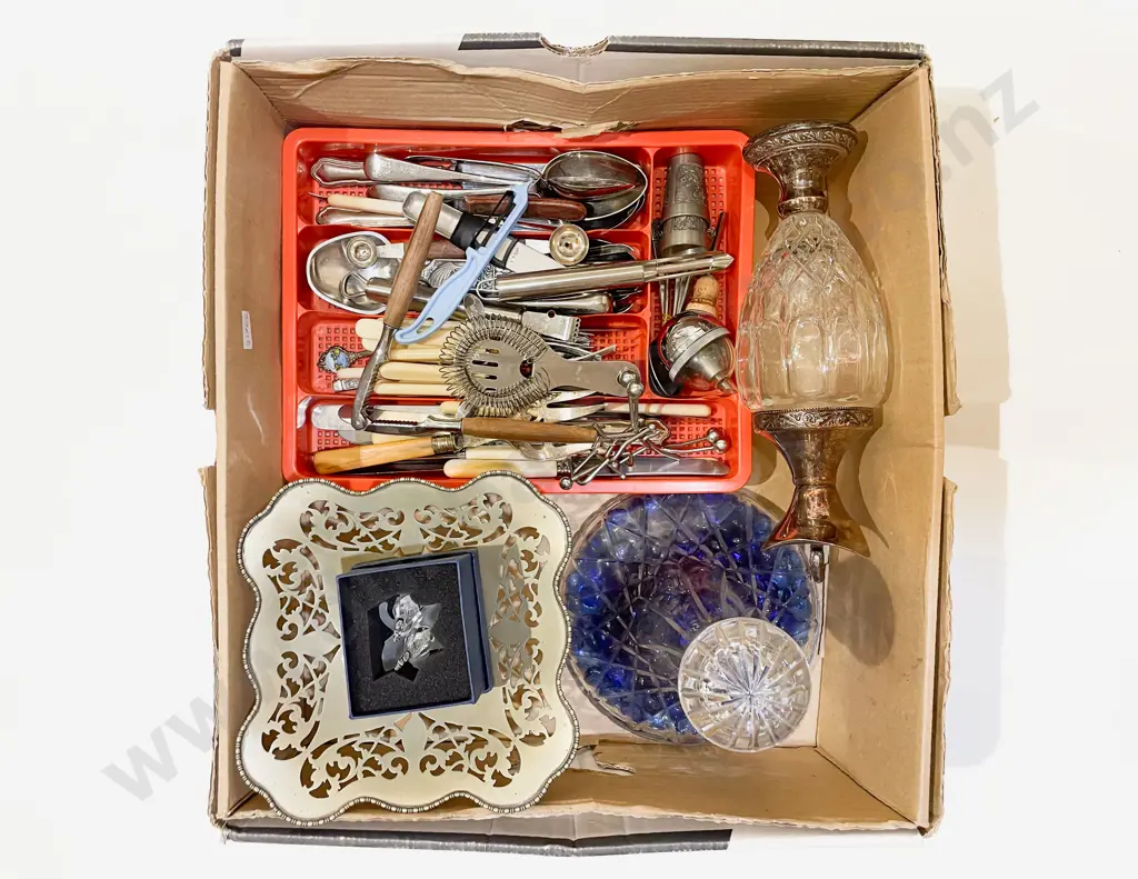 Box Quantity of Assorted Image 1++