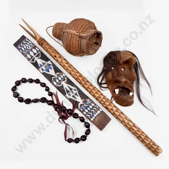 Quantity of Assorted Tourist Ware