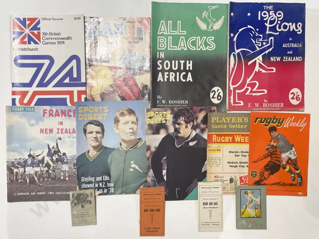 Quantity of Assorted Vintage Rugby & Other Sport Pamphlets & Magazines Image 1++