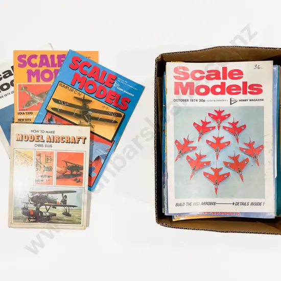 Box of Assorted Model Aircraft Reference Books & Magazines