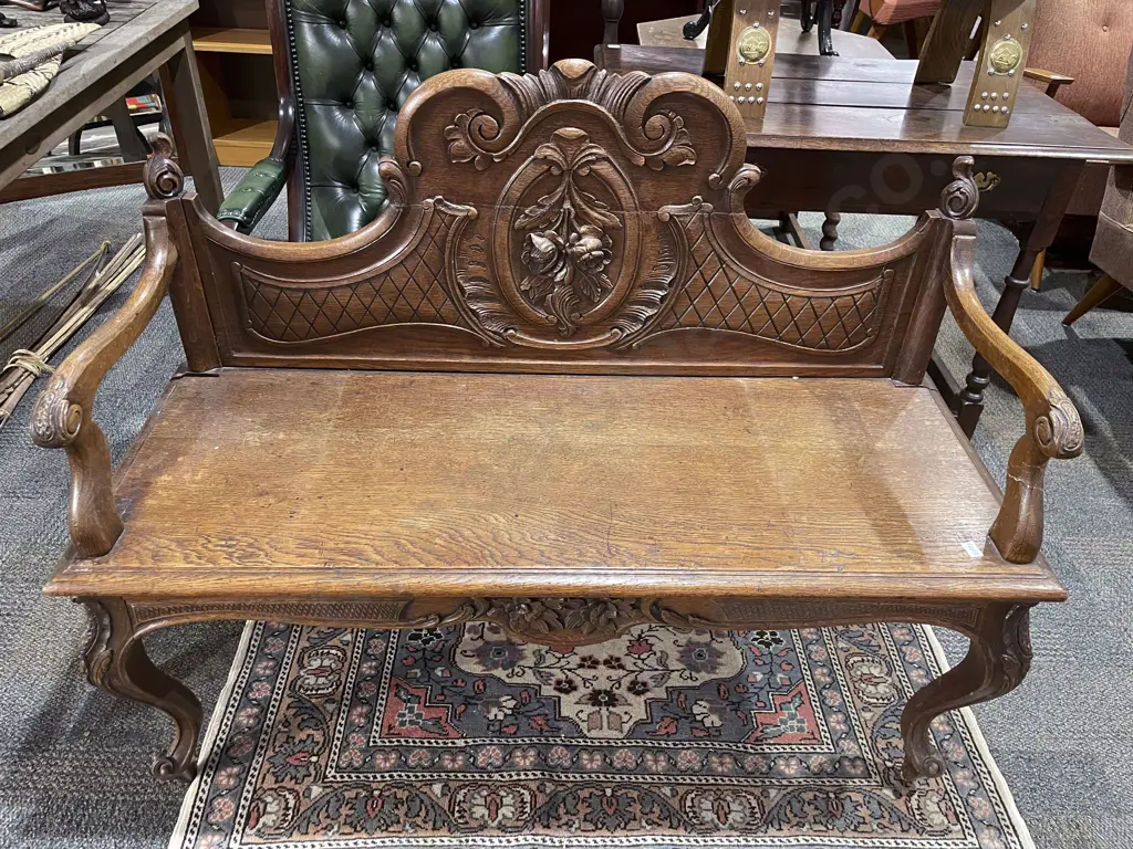 Carved Oak Settle with Repair to Back Image 1++