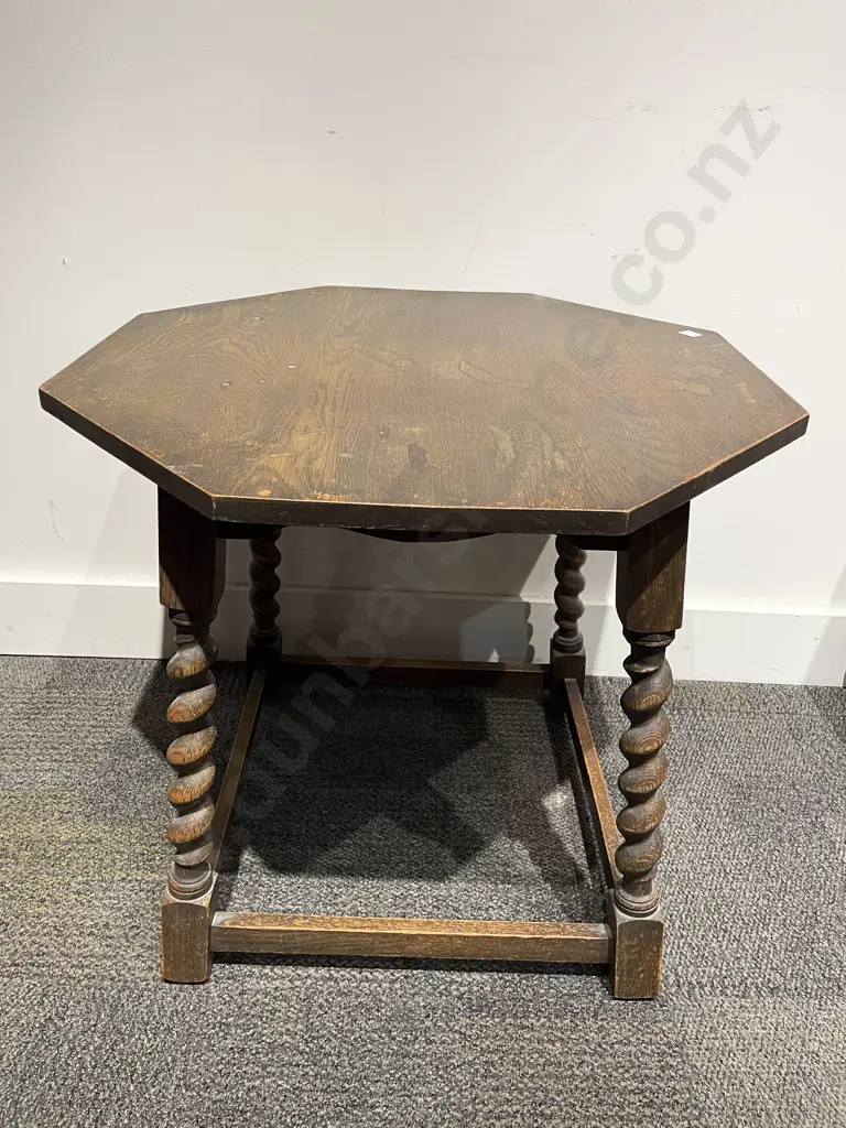 Octagonal Oak Centre Table with Barley Twist Supports Image 1++
