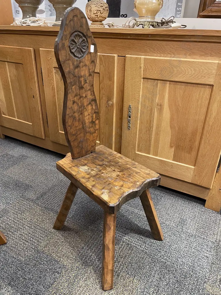 Adzed Spinner's Chair Image 1++