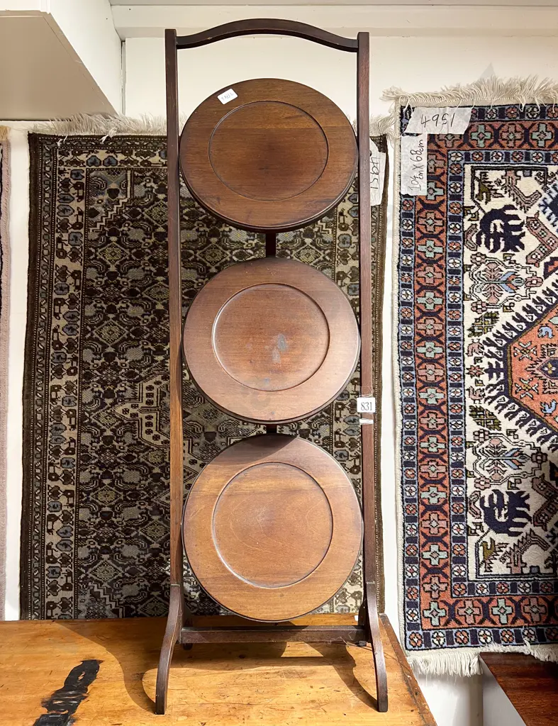 Three-Tier Folding Plate Stand Image 1++