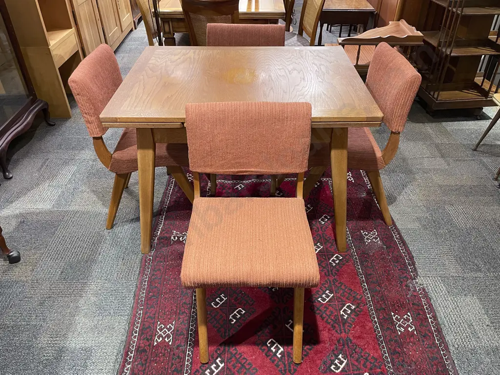 Mid C20th Oak Extension Dining Table with Four Matching Chairs Image 1++
