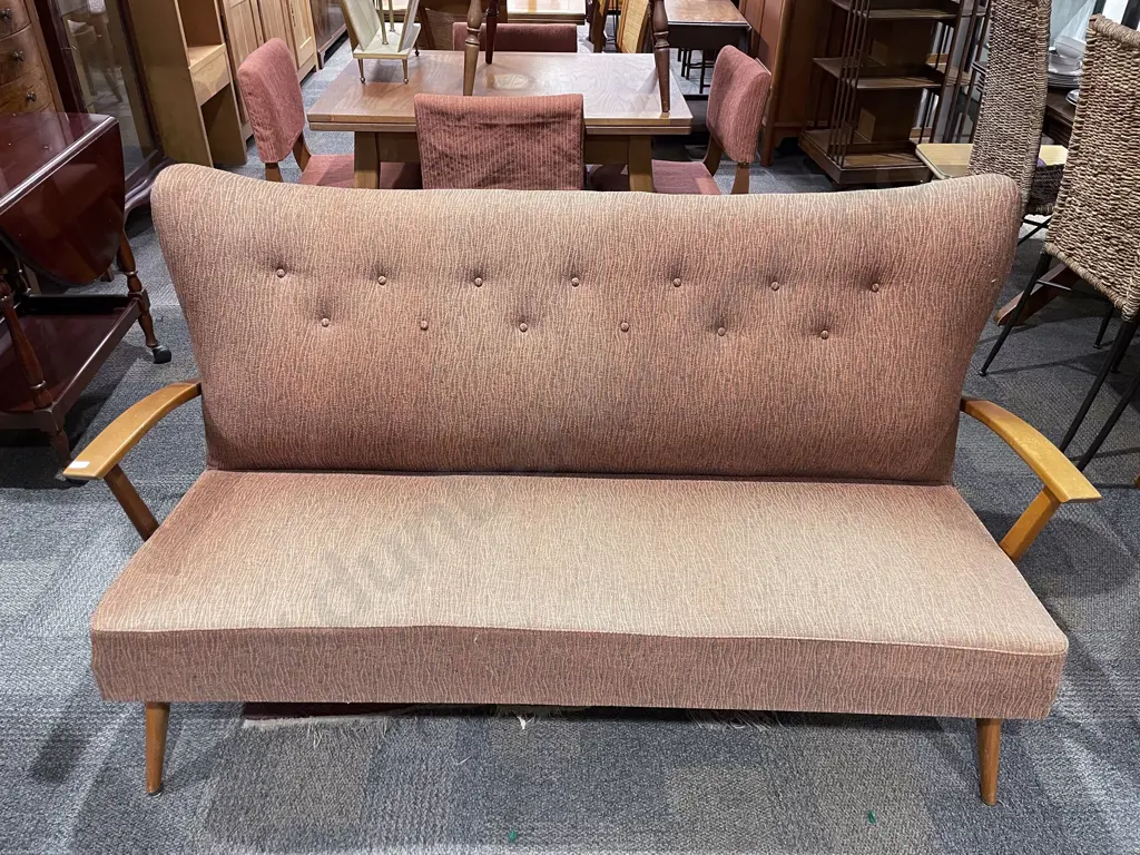 Mid C20th Three Piece Lounge Suite Image 1++