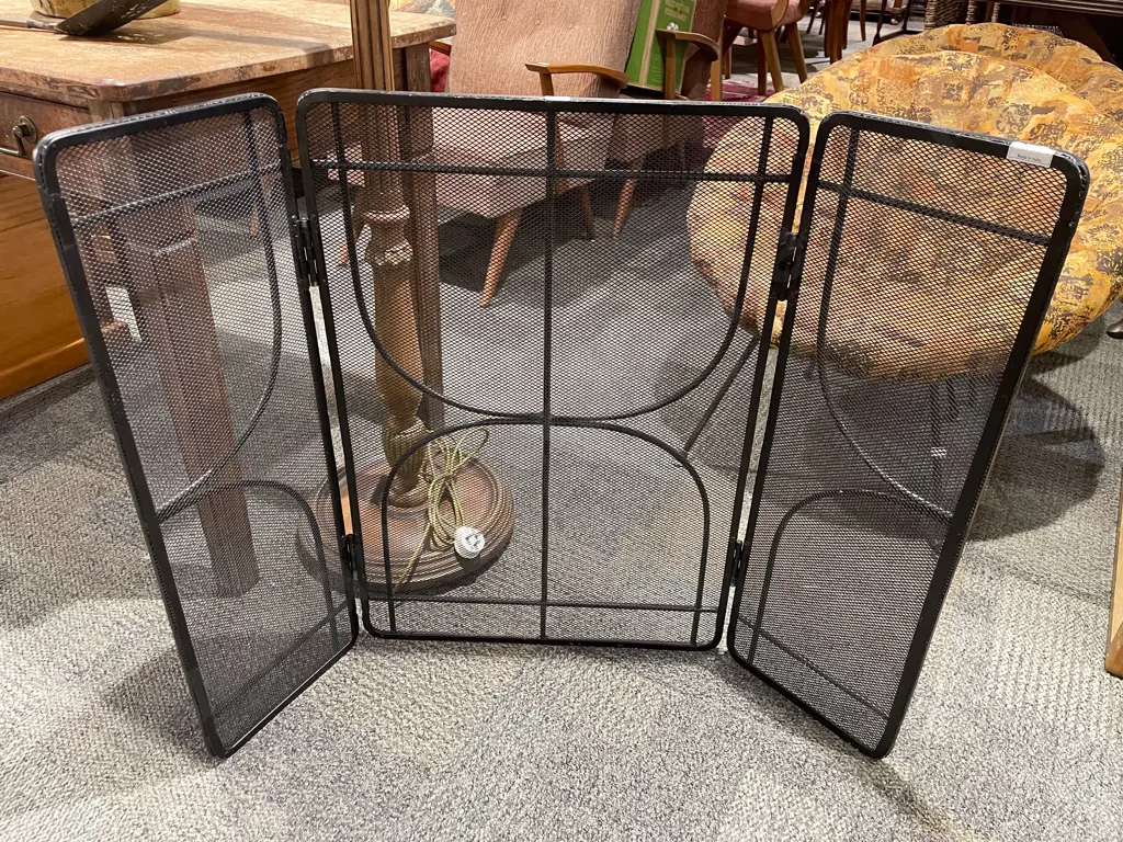 Folding Fire Guard Image 1++