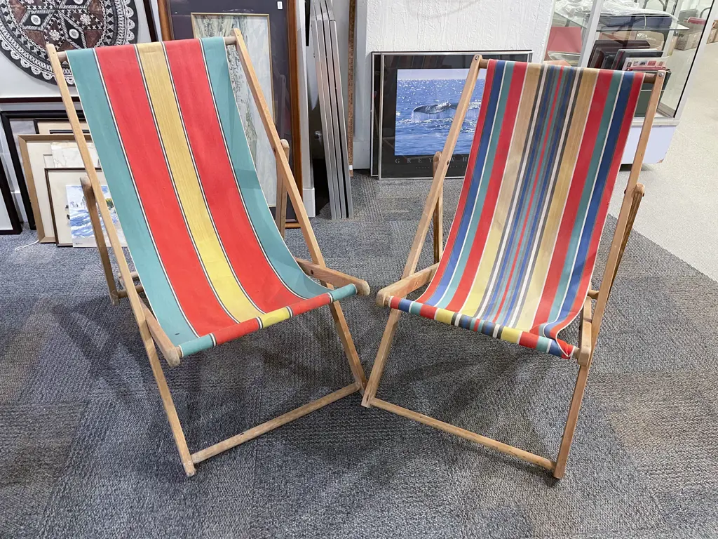 Pair of Vintage Beach Loungers Image 1++