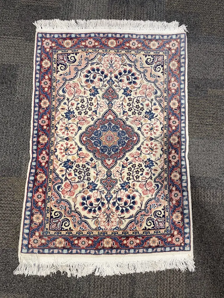 Persian Floor Rug Image 1++
