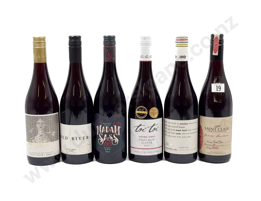 NZ Six Assorted Pinot Noir Image 1++